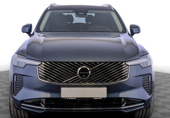 Новый Volvo XC90 2025 (5 фото)