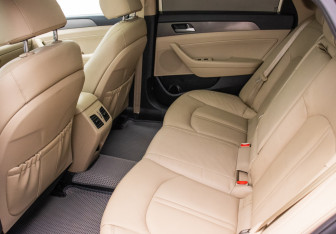 Подержанный автомобиль Hyundai Sonata 2019 года (11 фото)
