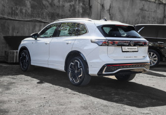 Подержанный автомобиль Volkswagen Tiguan 2024 года (6 фото)