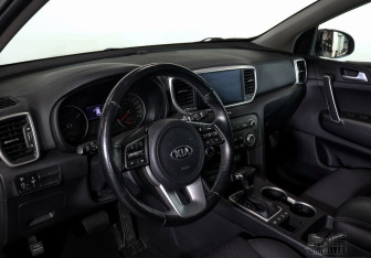 Подержанный автомобиль Kia Sportage 2020 года (7 фото)