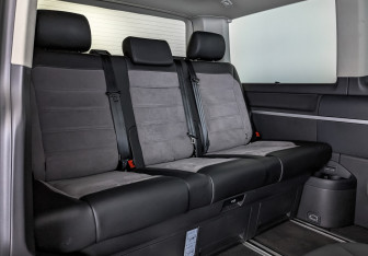 Подержанный автомобиль Volkswagen Multivan 2021 года (24 фото)