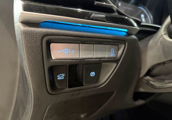 Подержанный автомобиль Genesis G80 2021 года (19 фото)