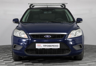Подержанный автомобиль Ford Focus Hatchback 2008 года (2 фото)