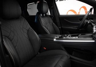 Подержанный автомобиль Jaecoo J8 2024 года (33 фото)