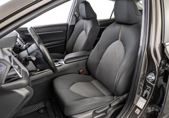 Подержанный автомобиль Toyota Camry Sedan 2019 года (20 фото)