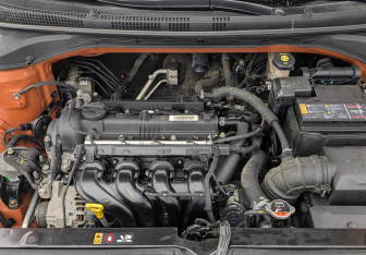 Подержанный автомобиль Hyundai Solaris Sedan 2021 года (9 фото)