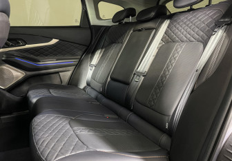 Подержанный автомобиль Exeed TXL 2022 года (10 фото)