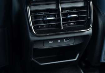 Новый Geely Atlas 2026 (17 фото)
