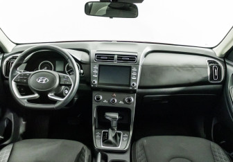 Подержанный автомобиль Hyundai Creta 2021 года (8 фото)