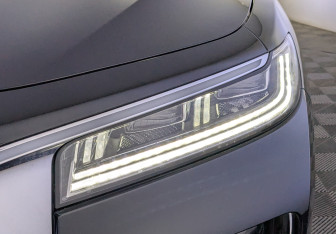 Подержанный автомобиль Hongqi H9 2021 года (11 фото)