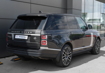 Подержанный автомобиль Land Rover Range Rover 2019 года (5 фото)