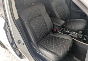 Подержанный автомобиль Mitsubishi Outlander 2022 года (22 фото)