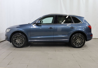 Подержанный автомобиль Audi Q5 2015 года (8 фото)