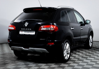Подержанный автомобиль Renault Koleos 2010 года (5 фото)