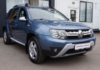 Подержанный автомобиль Renault Duster 2016 года (3 фото)