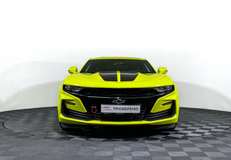 Подержанный автомобиль Chevrolet Camaro Coupe 2019 года (2 фото)