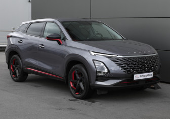 Подержанный автомобиль Omoda C5 2022 года (3 фото)