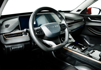 Подержанный автомобиль Exeed LX 2022 года (13 фото)