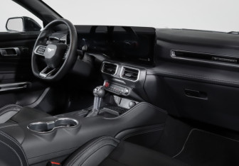 Новый Ford Mustang Coupe 2023 (9 фото)