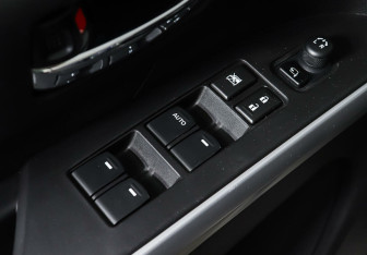 Подержанный автомобиль Suzuki SX4 Hatchback 2018 года (25 фото)