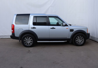 Подержанный автомобиль Land Rover Discovery 2008 года (7 фото)