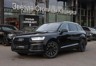Подержанный автомобиль Audi Q7 2015 года (24 фото)