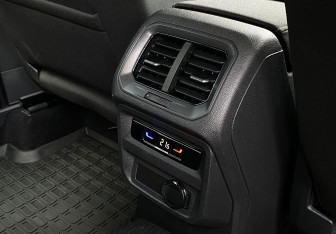 Подержанный автомобиль Volkswagen Tiguan 2021 года (21 фото)
