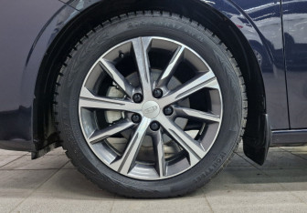 Подержанный автомобиль Geely Emgrand 2024 года (12 фото)