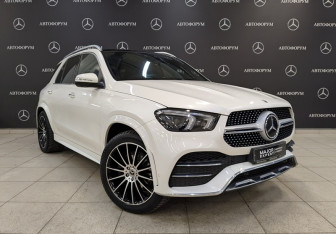 Подержанный автомобиль Mercedes-Benz GLE 2021 года (3 фото)