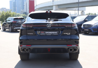 Подержанный автомобиль Changan UNI-K 2023 года (6 фото)