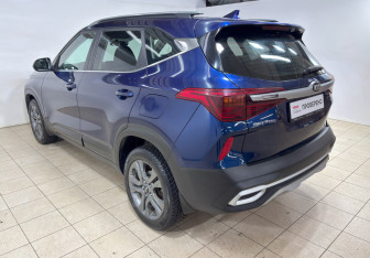 Подержанный автомобиль Kia Seltos 2020 года (6 фото)