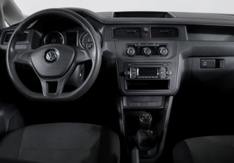 Подержанный автомобиль Volkswagen Caddy Compactvan 2016 года (12 фото)