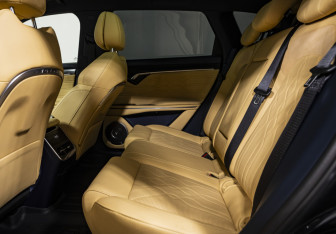 Подержанный автомобиль Voyah Free 2023 года (13 фото)