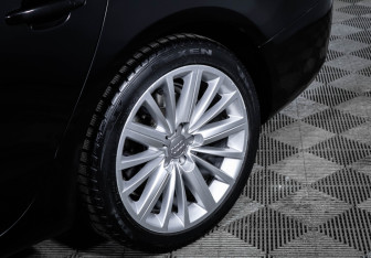 Подержанный автомобиль Audi A5 Liftback 2012 года (15 фото)