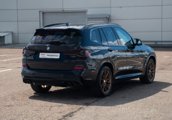 Подержанный автомобиль BMW X3 2020 года (5 фото)