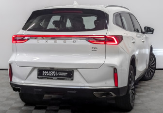 Подержанный автомобиль Exeed TXL 2022 года (5 фото)