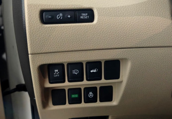 Подержанный автомобиль Nissan X-Trail 2020 года (17 фото)