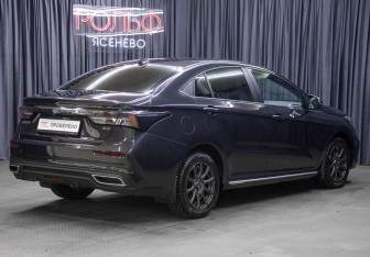 Подержанный автомобиль Omoda S5 2024 года (5 фото)