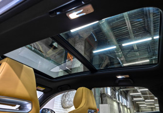 Подержанный автомобиль Changan UNI-K 2023 года (30 фото)