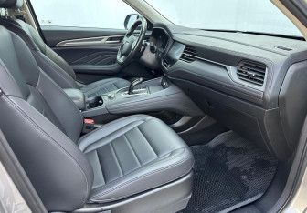 Подержанный автомобиль Haval F7 2021 года (13 фото)