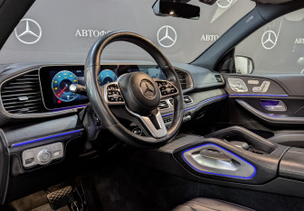 Подержанный автомобиль Mercedes-Benz GLE 2021 года (15 фото)
