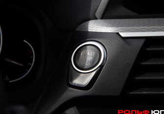 Подержанный автомобиль BMW X4 2019 года (23 фото)