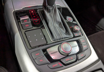 Подержанный автомобиль Audi A6 Sedan 2016 года (18 фото)