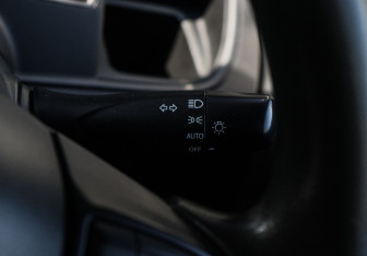Подержанный автомобиль Suzuki Solio 2019 года (16 фото)