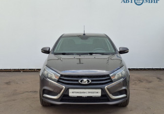 Подержанный автомобиль LADA (ВАЗ) Vesta Sedan 2018 года (2 фото)