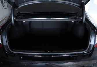 Подержанный автомобиль Hyundai Sonata 2021 года (31 фото)