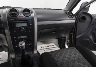 Подержанный автомобиль Great Wall Hover H3 2012 года (9 фото)