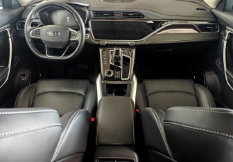 Подержанный автомобиль Geely Atlas Pro 2023 года (9 фото)