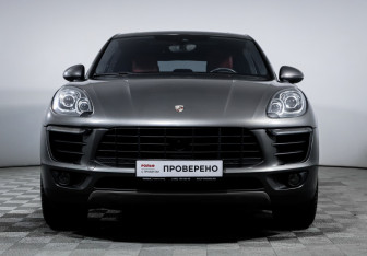 Подержанный автомобиль Porsche Macan 2014 года (2 фото)