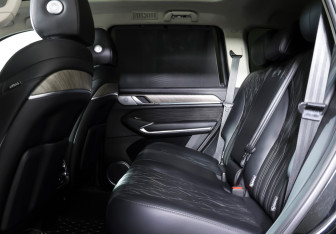 Подержанный автомобиль Tank 500 2023 года (12 фото)